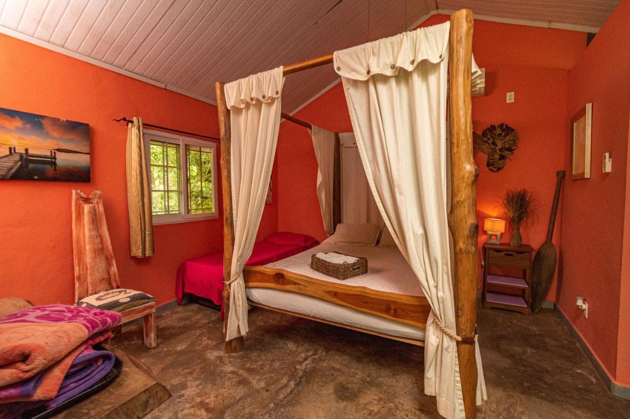 Hotel Monkey Panama Chilibre